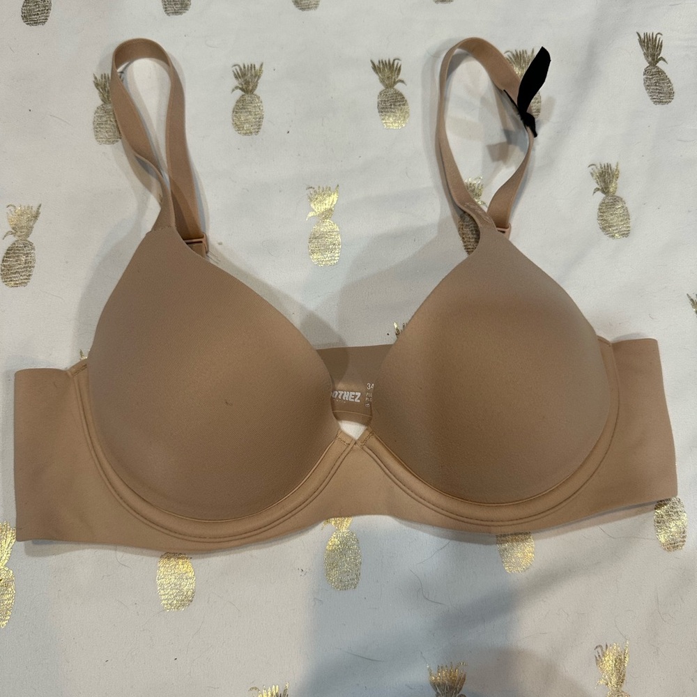 NWOT Smoothez By Aerie 34A Plunge Full Coverage, Nude Color.